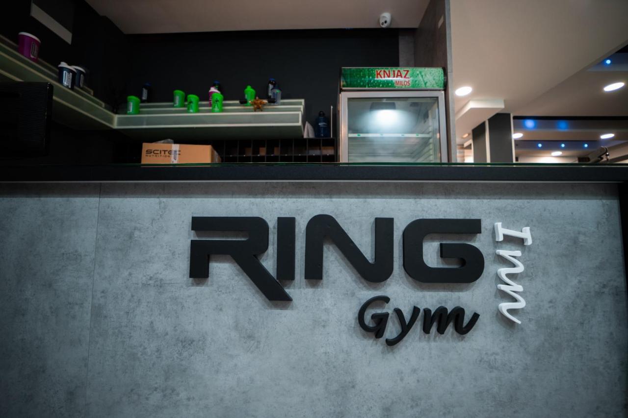 Ring Inn Apartments Obrenovac  エクステリア 写真