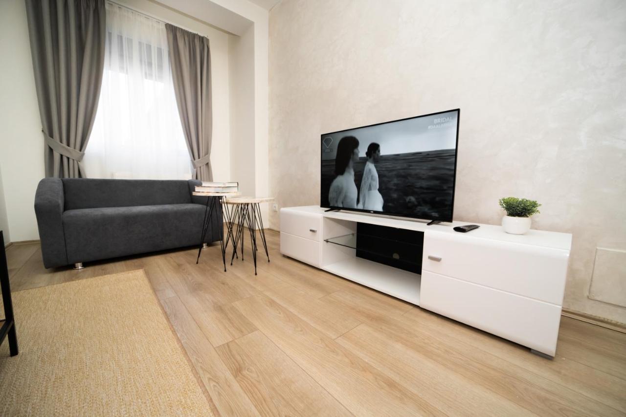 Ring Inn Apartments Obrenovac  エクステリア 写真