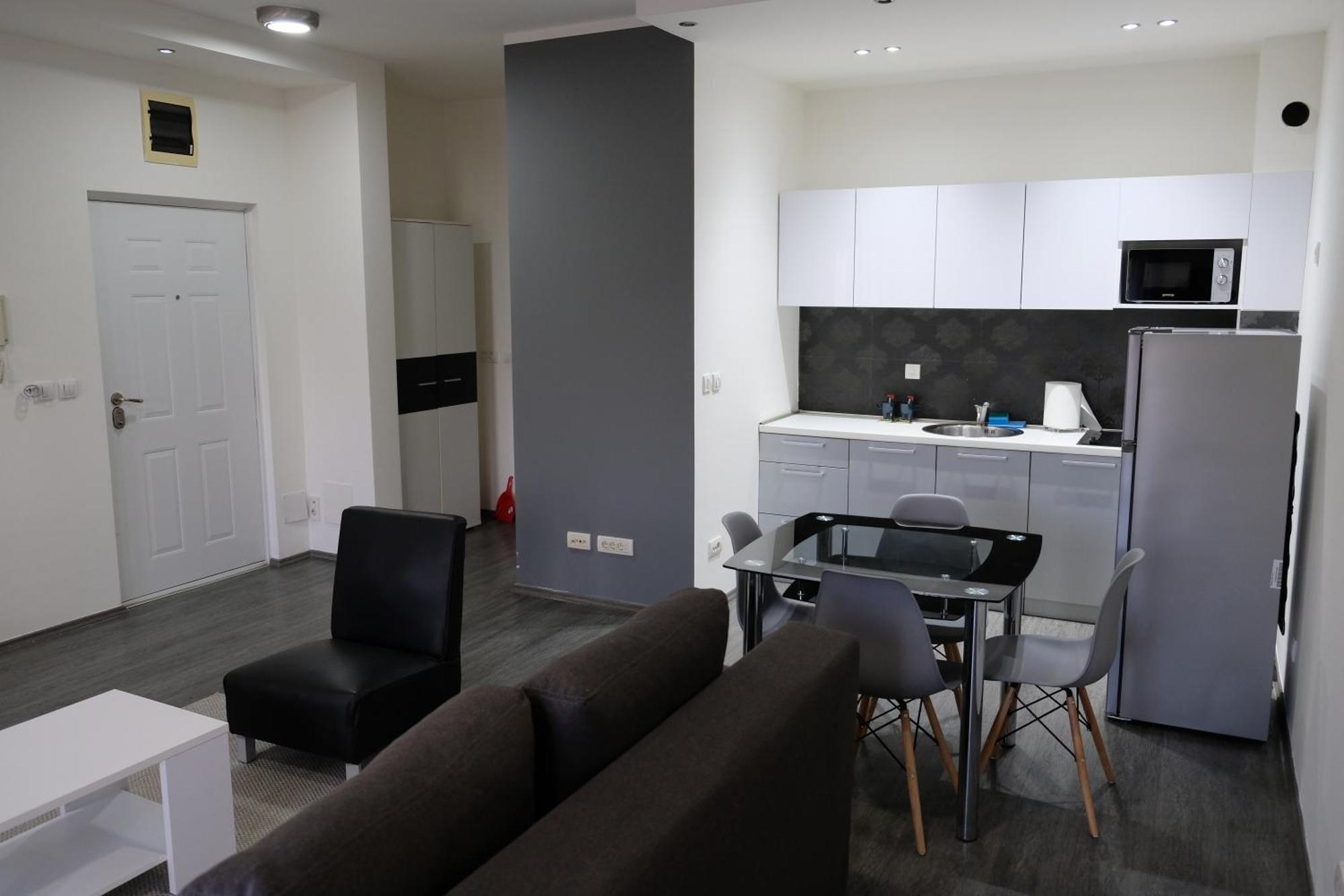 Ring Inn Apartments Obrenovac  部屋 写真